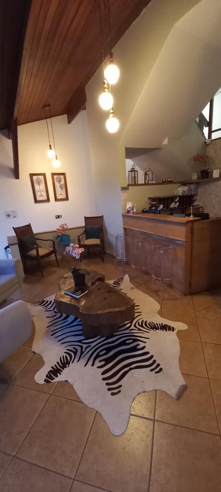 Estalagem Condado Brasileiro 2*